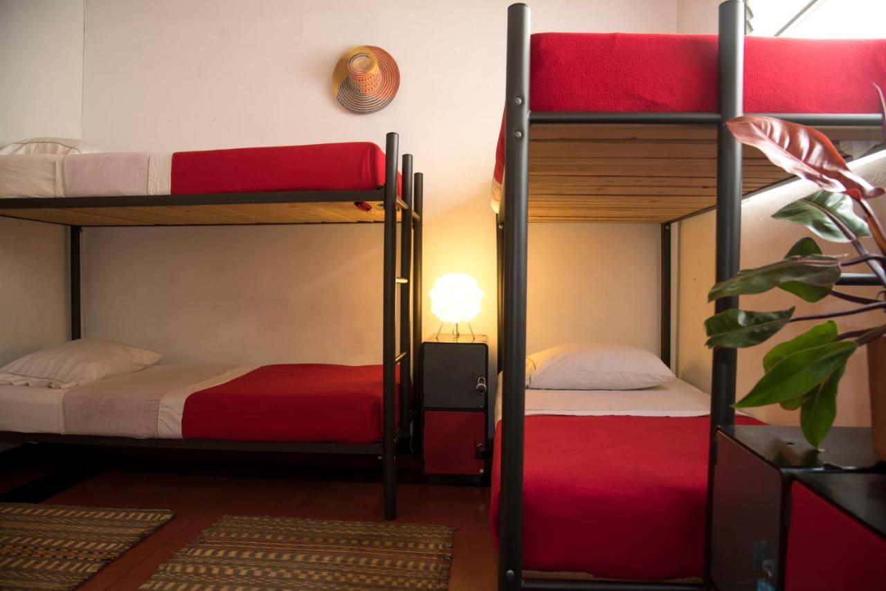 Saman Hostel Medellín Eksteriør billede